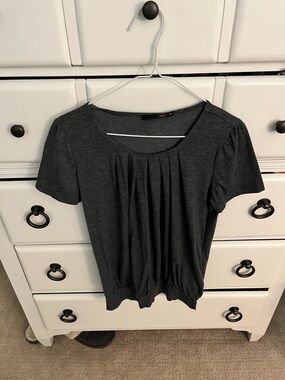 Dark Gray Short Sleeve Pleated Women's Top